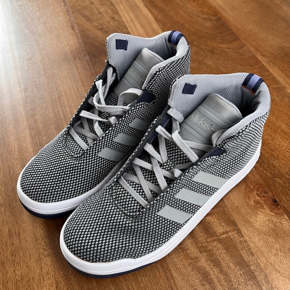 ADIDAS VERITAS MID Trainers Sneakers B24558 LIGHT ONIX MEN Size: 7 Gray Black - Picture 1 of 5